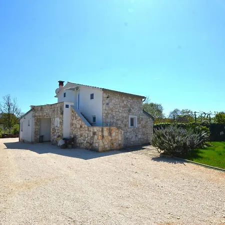 Bavica Guest house 3*